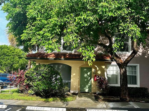 6500 W Sample Rd 6500, Coral Springs FL 33067