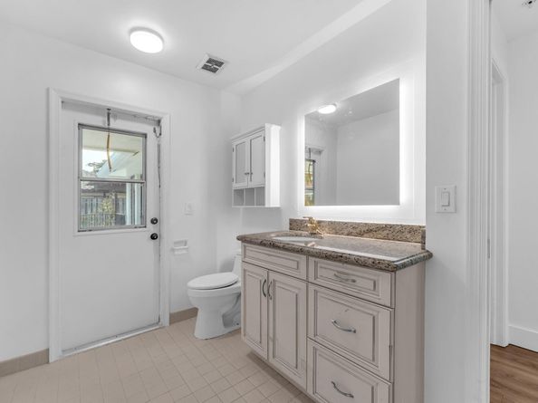 4664 NW 58th Ter, Coral Springs FL 33067