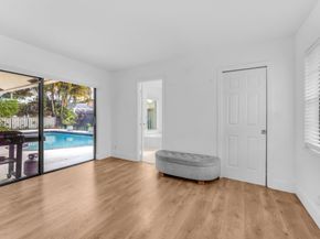 4664 NW 58th Ter, Coral Springs FL 33067