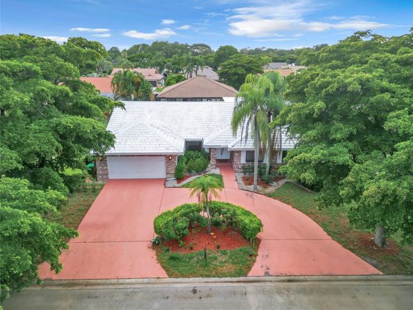 4664 NW 58th Ter, Coral Springs FL 33067