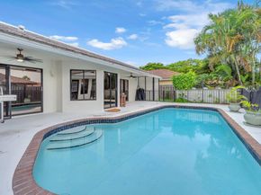 4664 NW 58th Ter, Coral Springs FL 33067