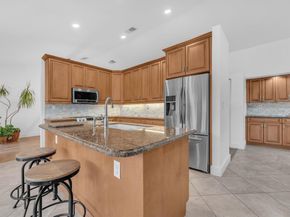 4664 NW 58th Ter, Coral Springs FL 33067