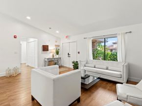 4664 NW 58th Ter, Coral Springs FL 33067