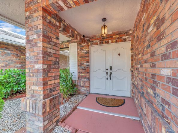 4664 NW 58th Ter, Coral Springs FL 33067