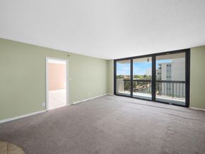 4800 Bayview Drive 606, Fort Lauderdale FL 33308