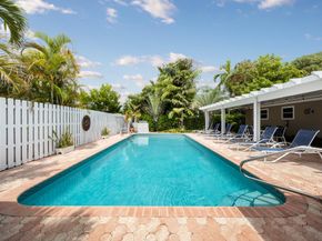 2667 NE 32nd St, Fort Lauderdale FL 33306