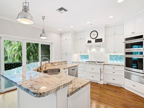 216 SE Atlantic Drive, Lantana FL 33462