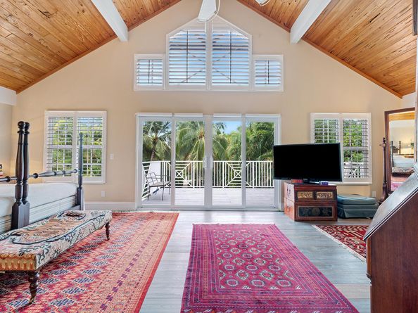 216 SE Atlantic Drive, Lantana FL 33462