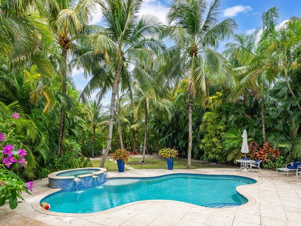 216 SE Atlantic Drive, Lantana FL 33462