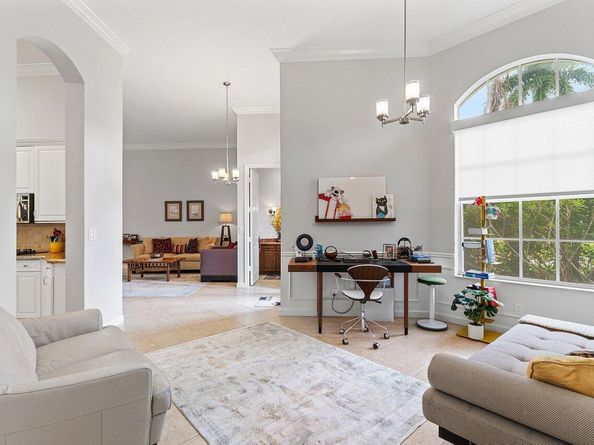 102 Andalusia Way, Palm Beach Gardens FL 33418