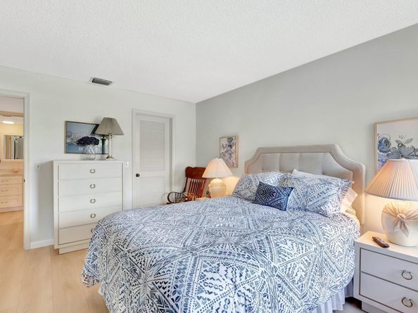 19819 Boca West Drive 4033, Boca Raton FL 33434