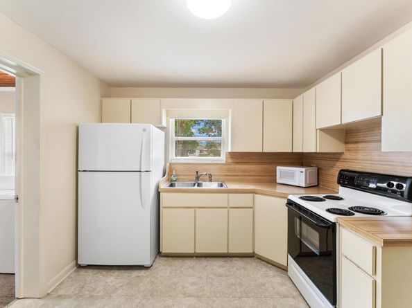 1858 Muskogee Road, Palm Springs FL 33406
