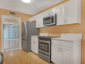 6850 10th Ave 101, Lake Worth FL 33467