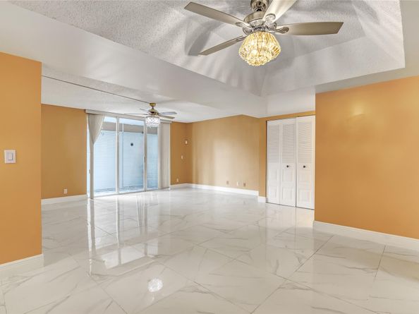 6850 10th Ave 101, Lake Worth FL 33467
