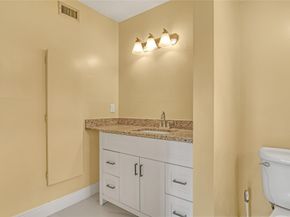6850 10th Ave 101, Lake Worth FL 33467