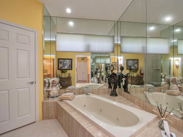 19261 Cherry Hills Terrace, Boca Raton FL 33498