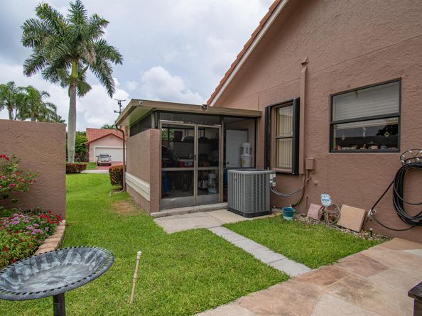 19261 Cherry Hills Terrace, Boca Raton FL 33498