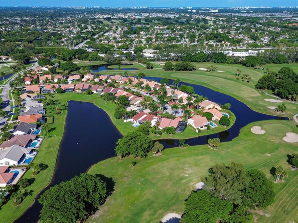 19261 Cherry Hills Terrace, Boca Raton FL 33498