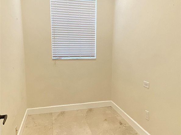 4375 Foxtail Ln, Weston FL 33331