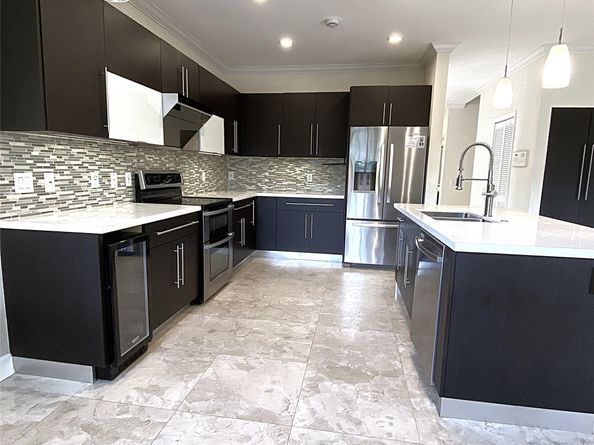 4375 Foxtail Ln, Weston FL 33331