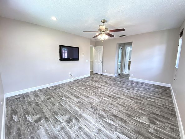 4375 Foxtail Ln, Weston FL 33331