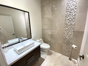 4375 Foxtail Ln, Weston FL 33331