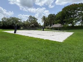 4375 Foxtail Ln, Weston FL 33331