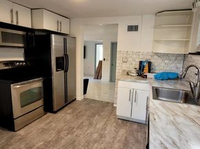 104 NE 5th Street, Fort Lauderdale FL 33301