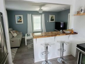 104 NE 5th Street, Fort Lauderdale FL 33301