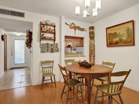 9400 Live Oak Pl 203, Davie FL 33324