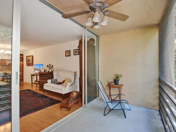 9400 Live Oak Pl 203, Davie FL 33324