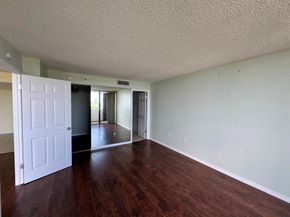 5600 N Flagler Drive 906, West Palm Beach FL 33407