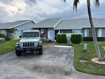 4355 Lucerne Villas Ln