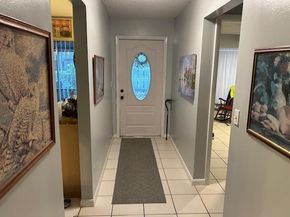 4355 Lucerne Villas Ln, Lake Worth FL 33467