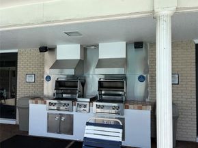 180 Cypress Club Dr 814, Pompano Beach FL 33060