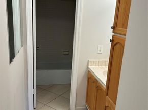 180 Cypress Club Dr 814, Pompano Beach FL 33060