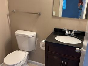 180 Cypress Club Dr 814, Pompano Beach FL 33060