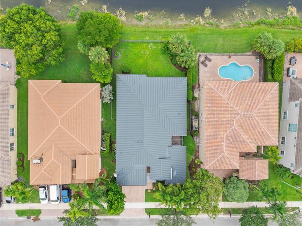 10980 NW 78th Pl, Parkland FL 33076