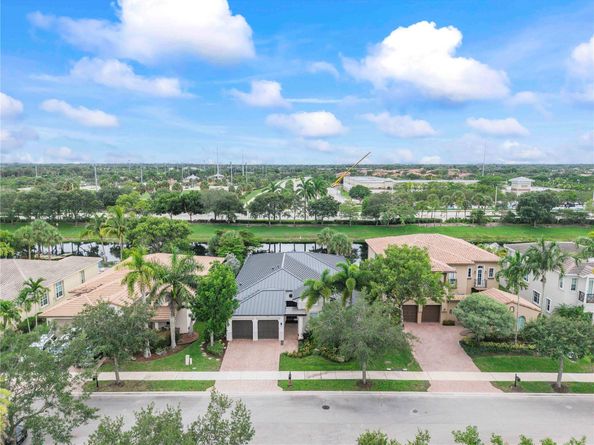 10980 NW 78th Pl, Parkland FL 33076