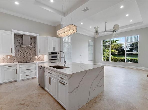 10980 NW 78th Pl, Parkland FL 33076