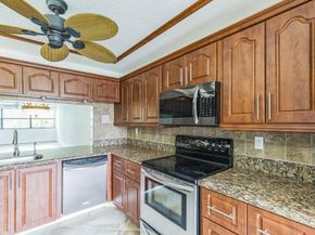 2704 NW 104th Avenue 401, Sunrise FL 33322
