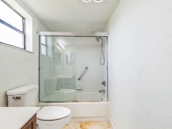 2704 NW 104th Avenue 401, Sunrise FL 33322