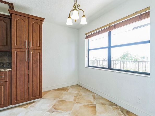 2704 NW 104th Avenue 401, Sunrise FL 33322