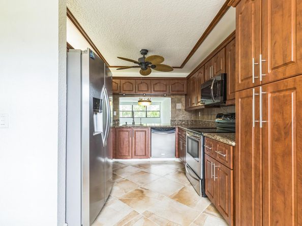 2704 NW 104th Avenue 401, Sunrise FL 33322