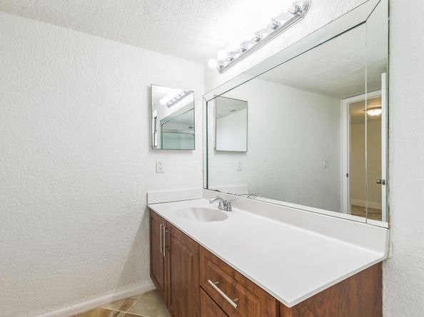 2704 NW 104th Avenue 401, Sunrise FL 33322