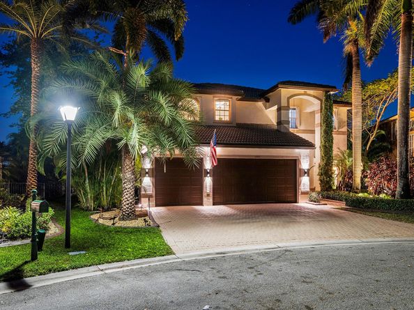 5383 SW 186th Way, Miramar FL 33029