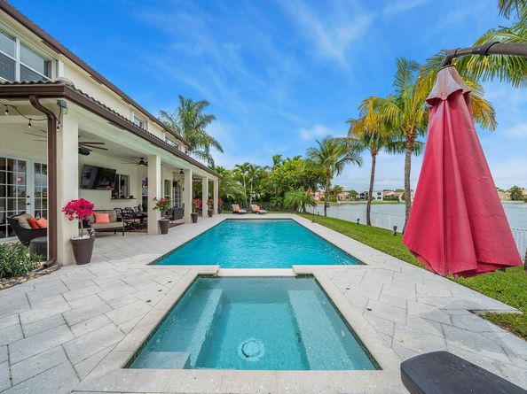 5383 SW 186th Way, Miramar FL 33029