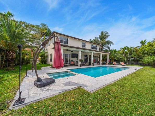 5383 SW 186th Way, Miramar FL 33029