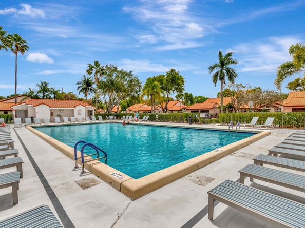 6193 Pointe Regal Circle 402, Delray Beach FL 33484