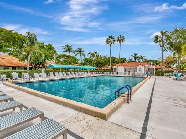 6193 Pointe Regal Circle 402, Delray Beach FL 33484